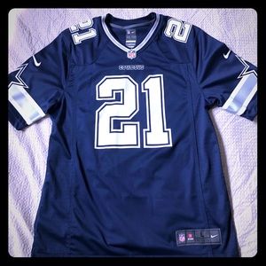 Dallas Cowboys “Zeke Elliott” (L)